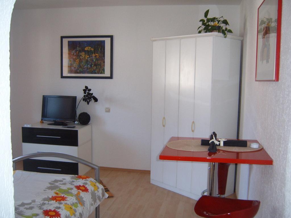 Apartments Svjetlana Langenargen Oda fotoğraf